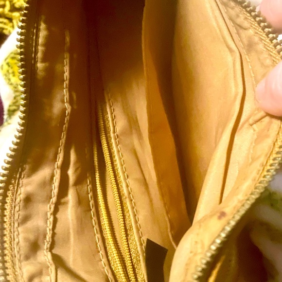 Leather-like hand bag - Picture 3 of 4